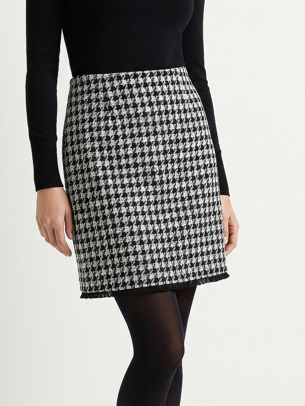 NWT! Potters Pot Classic Houndstooth Mini Skirt - Black & White